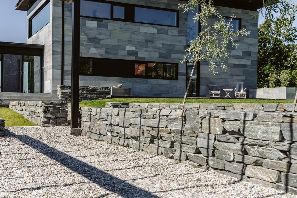 grus-1000px Uppfart med singel efter markarbete i Varberg